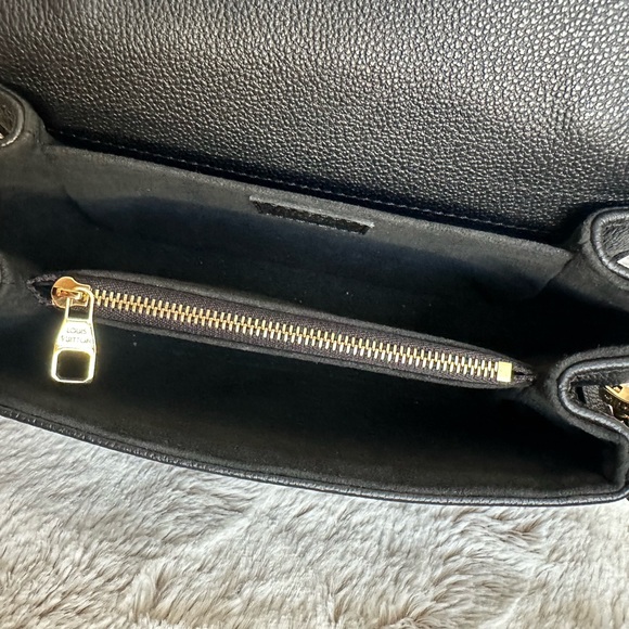 Louis Vuitton Pochette Métis East West Monogram Empreinte Leather Black - Picture 15 of 16